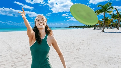 aksi permainan bottle bash