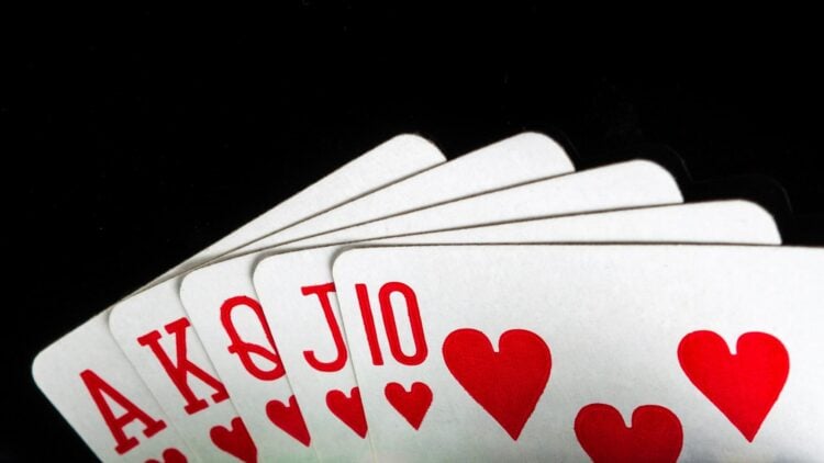 how to play caribbean stud poker